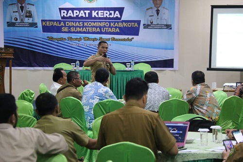 Kepala Dinas Kominfo Kota Medan Hadiri Rapat Kerja Kepala Dinas Kominfo Kab/Kota Se-Sumatera Utara